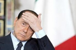 Берлускони появился в суде по делу о сексе с несовершеннолетней проституткой